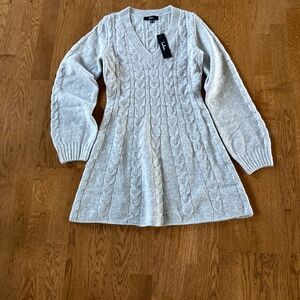 Lulu’s sweater dress light gray